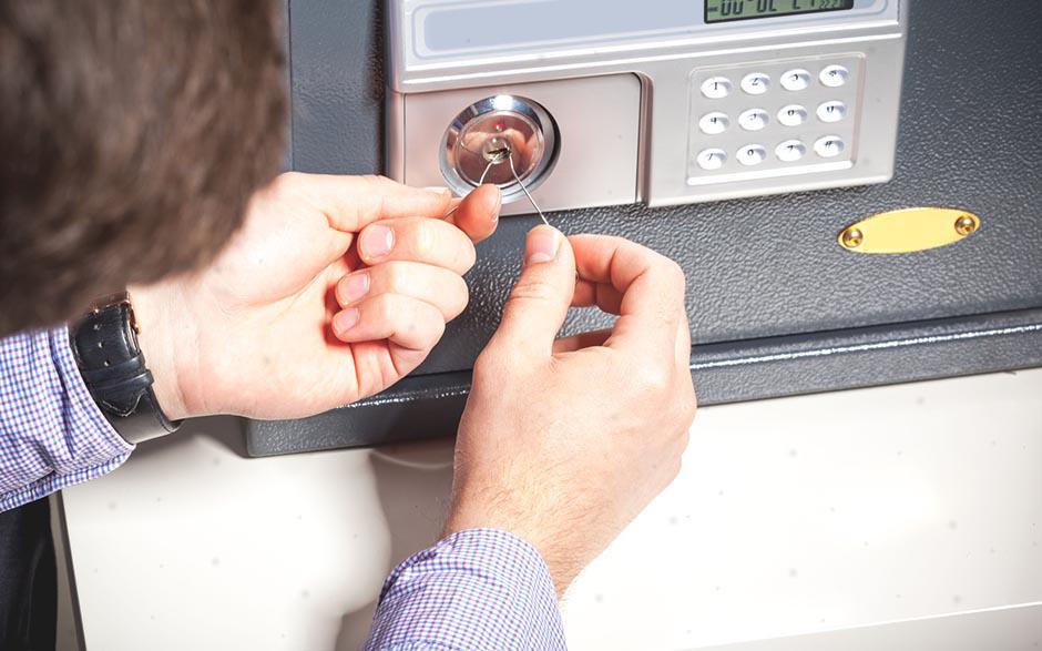  coffre fort ouverture Montchauvet